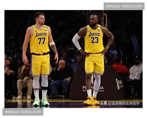 独行侠vs湖人直播：卢卡与勒布朗的跨时空对话，谁才是掌控比赛的唯一真神？